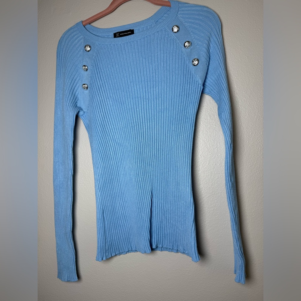 Ribbed Long-Sleeve Knit Top with Decorative Buttons - Light Blue